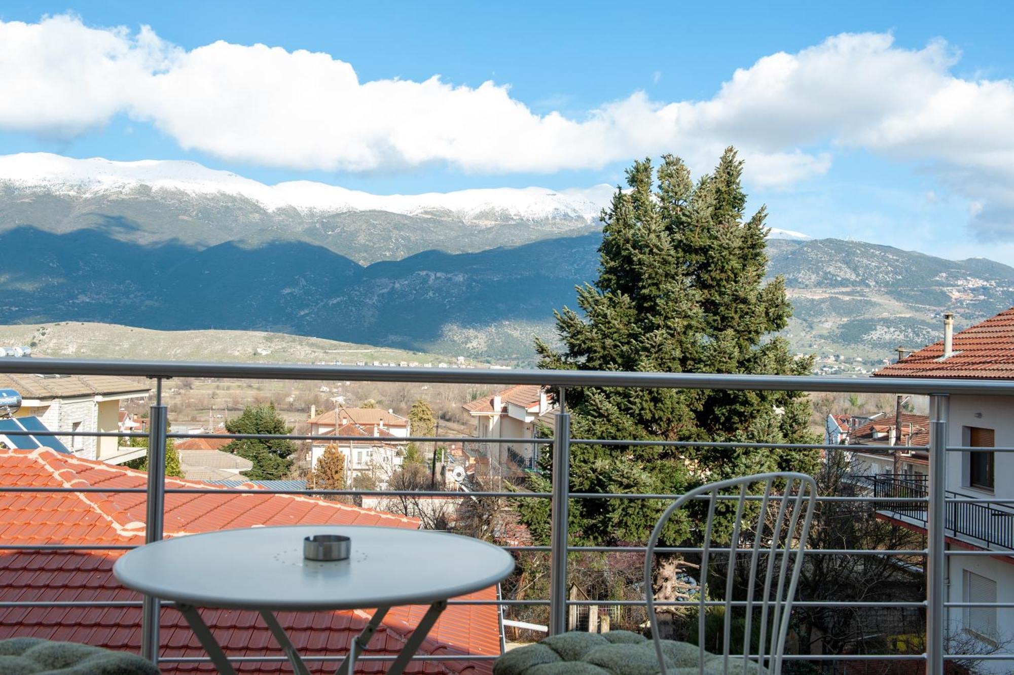 Lovely Guesthouse - 58M2 Mountain View Ioannina Extérieur photo